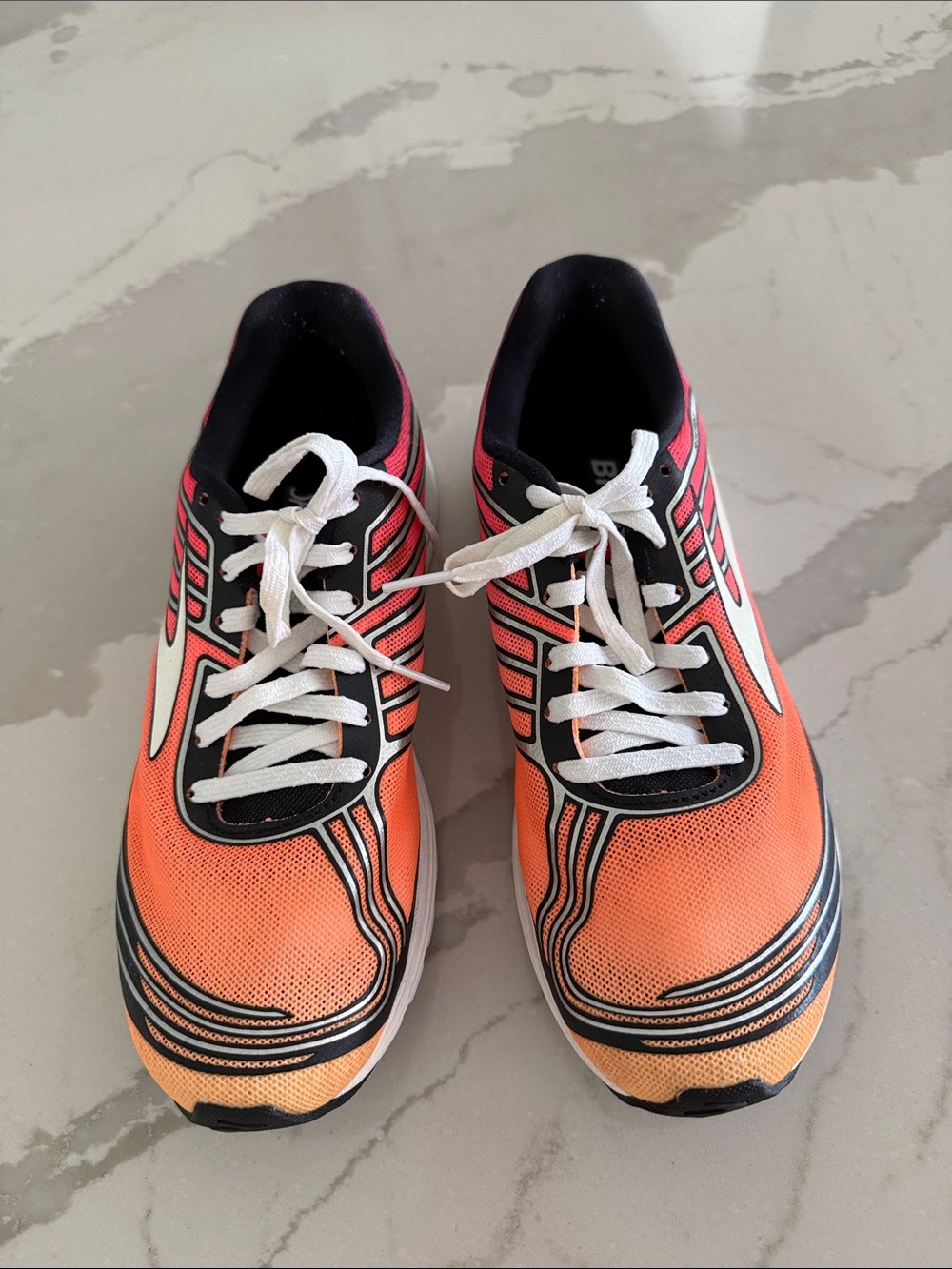 Brooks Orange and Pink Gradient Women's Running Shoes, size 7.5